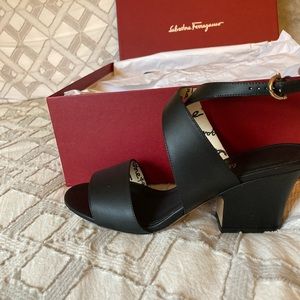 Salvatore Ferragamo black ladies wedge